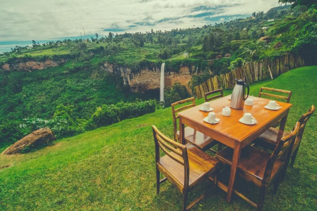sipi falls lodge